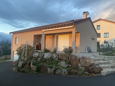 MAISON - MONISTROL SUR LOIRE - 91 m2 - LOUÉ