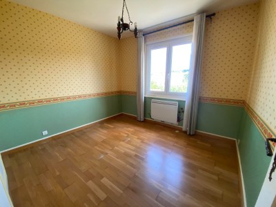 MAISON - MONISTROL SUR LOIRE - 83.83 m2 - LOUÉ