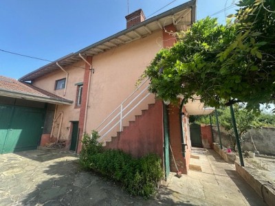 MAISON A LOUER - ST BONNET LES OULES - 90.14 m2 - 850€ charges comprises par mois