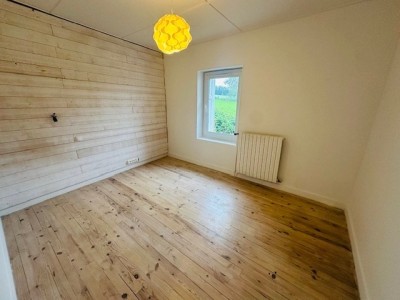 MAISON A LOUER - ST BONNET LES OULES - 90.14 m2 - 850€ charges comprises par mois