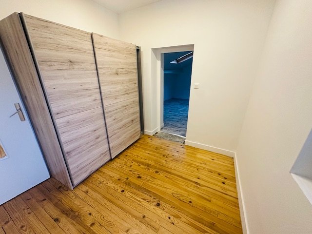 MAISON - ST BONNET LES OULES - 90.14 m2 - LOU&Eacute;