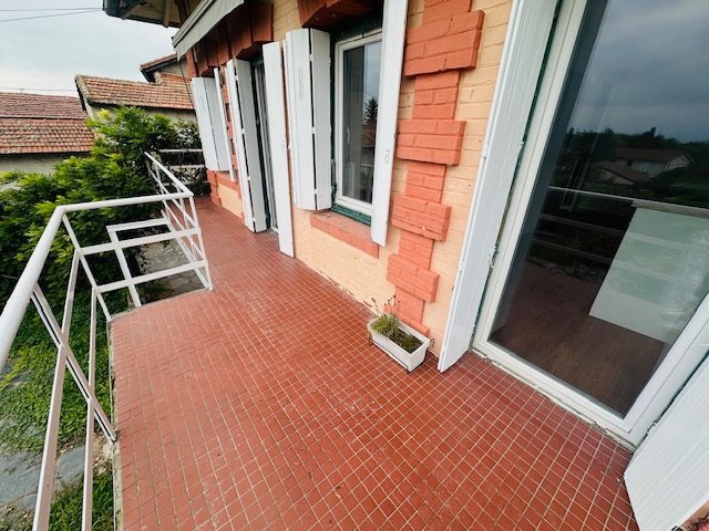 MAISON - ST BONNET LES OULES - 90.14 m2 - LOU&Eacute;