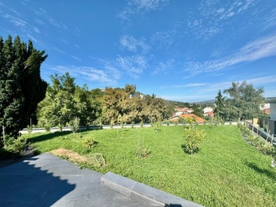 MAISON A LOUER - ST CHAMOND - 175.36 m2 - 1�850�&euro; charges comprises par mois