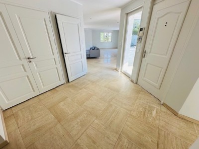 MAISON A LOUER - ST CHAMOND - 175.36 m2 - 1�850�&euro; charges comprises par mois