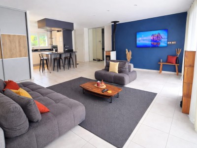 MAISON A LOUER - ST CHAMOND - 100 m2 - 1 300 € charges comprises par mois