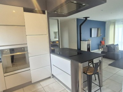 MAISON A LOUER - ST CHAMOND - 100 m2 - 1 300 € charges comprises par mois