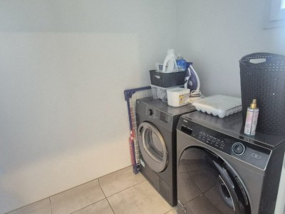 MAISON A LOUER - ST CHAMOND - 100 m2 - 1 300 € charges comprises par mois