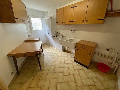 MAISON A LOUER - ST ETIENNE COTE CHAUDE LES MAISONS ROUGES - 143.7 m2 - 999 &euro; charges comprises par mois