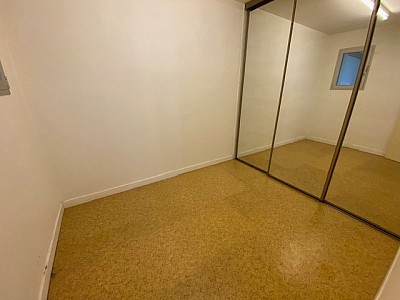 MAISON A LOUER - ST ETIENNE COTE CHAUDE LES MAISONS ROUGES - 143.7 m2 - 999 &euro; charges comprises par mois