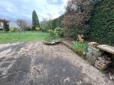 MAISON A LOUER - ST ETIENNE COTE CHAUDE LES MAISONS ROUGES - 143.7 m2 - 999 &euro; charges comprises par mois