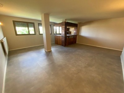 MAISON A LOUER - ST ETIENNE MONTAUD/BEL AIR/BERGSON - 199.33 m2 - 1�500�&euro; charges comprises par mois