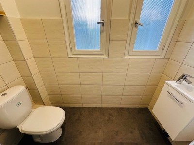 MAISON - ST ETIENNE MONTAUD/BEL AIR/BERGSON - 199.33 m2 - LOUÉ