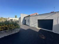 MAISON A LOUER - ST ETIENNE ZENITH/MEONS/LE SOLEIL - 100.85 m2 - 1 000 € charges comprises par mois
