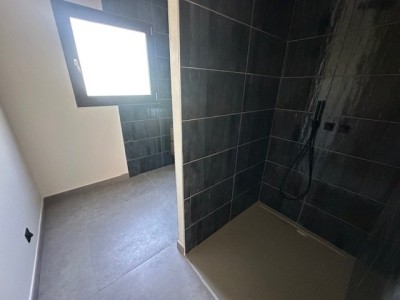 MAISON A LOUER - ST ETIENNE ZENITH/MEONS/LE SOLEIL - 100.85 m2 - 1 000 € charges comprises par mois