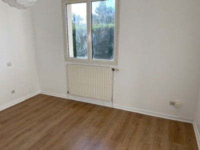 MAISON A LOUER - ST JUST ST RAMBERT - 122.33 m2 - 1�365�&euro; charges comprises par mois