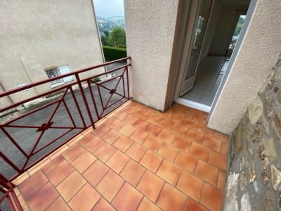MAISON - ST PRIEST EN JAREZ - 100.74 m2 - LOUÉ