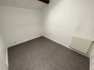 MAISON - ST PRIEST EN JAREZ - 100.74 m2 - LOUÉ
