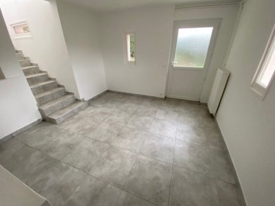 Maison de Ville A LOUER - ST VICTOR SUR LOIRE - 134.1 m2 - 1200€ charges comprises par mois