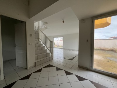 MAISON A VENDRE - ANDREZIEUX BOUTHEON - 118 m2 - 285�500�&euro;