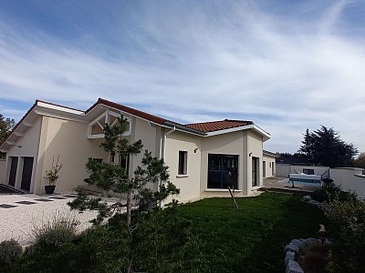 MAISON A VENDRE - ANDREZIEUX BOUTHEON - 208 m2 - 599000€