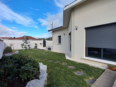 MAISON A VENDRE - ANDREZIEUX BOUTHEON - 208 m2 - 599000€