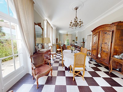 MAISON A VENDRE - AUREC SUR LOIRE - 253 m2 - 325000€