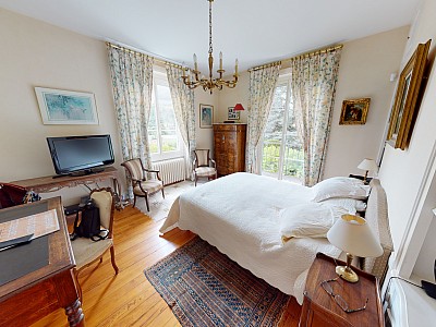 MAISON A VENDRE - AUREC SUR LOIRE - 253 m2 - 325000€