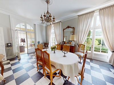 MAISON A VENDRE - AUREC SUR LOIRE - 253 m2 - 325000€