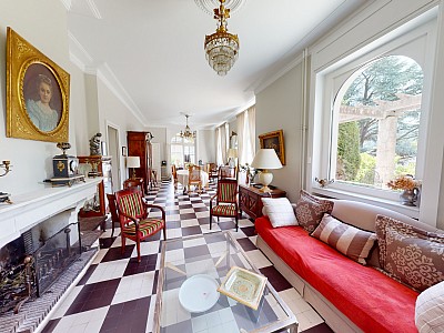 MAISON A VENDRE - AUREC SUR LOIRE - 253 m2 - 325000€