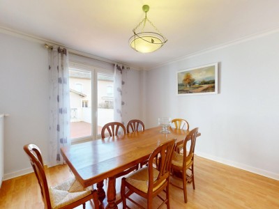 MAISON A VENDRE - BAS EN BASSET - 186 m2 - 269 000 €