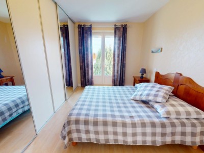 MAISON A VENDRE - BAS EN BASSET - 186 m2 - 269 000 €