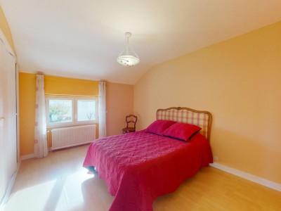 MAISON A VENDRE - BAS EN BASSET - 186 m2 - 269 000 €