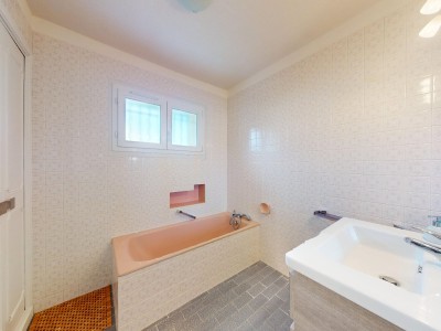 MAISON A VENDRE - BAS EN BASSET - 186 m2 - 269 000 €