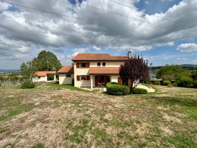 MAISON A VENDRE - BEAUZAC - 143 m2 - 330 000 &euro;