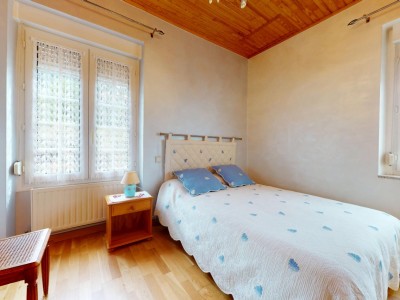 MAISON A VENDRE - BEAUZAC - 160 m2 - 180 000 &euro;