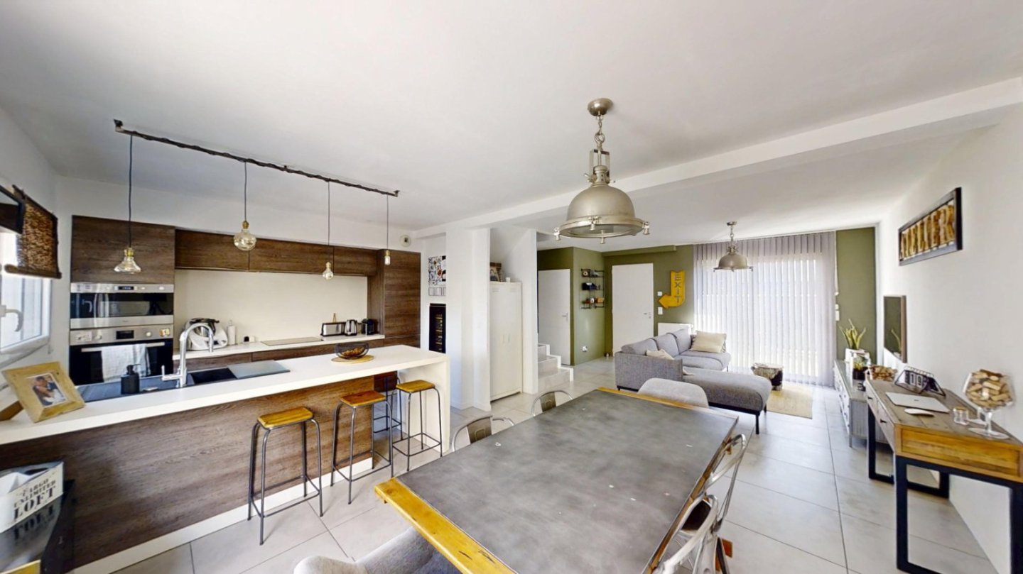 MAISON - BONSON - 86 m2 - VENDU