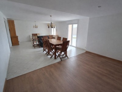 MAISON A VENDRE - BONSON - 231 m2 - 469�000�&euro;