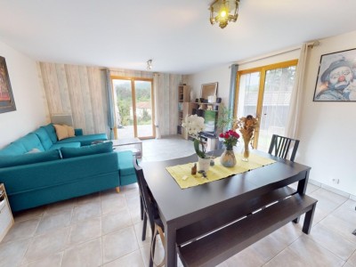 MAISON A VENDRE - CHAMBLES - 92 m2 - 262000€