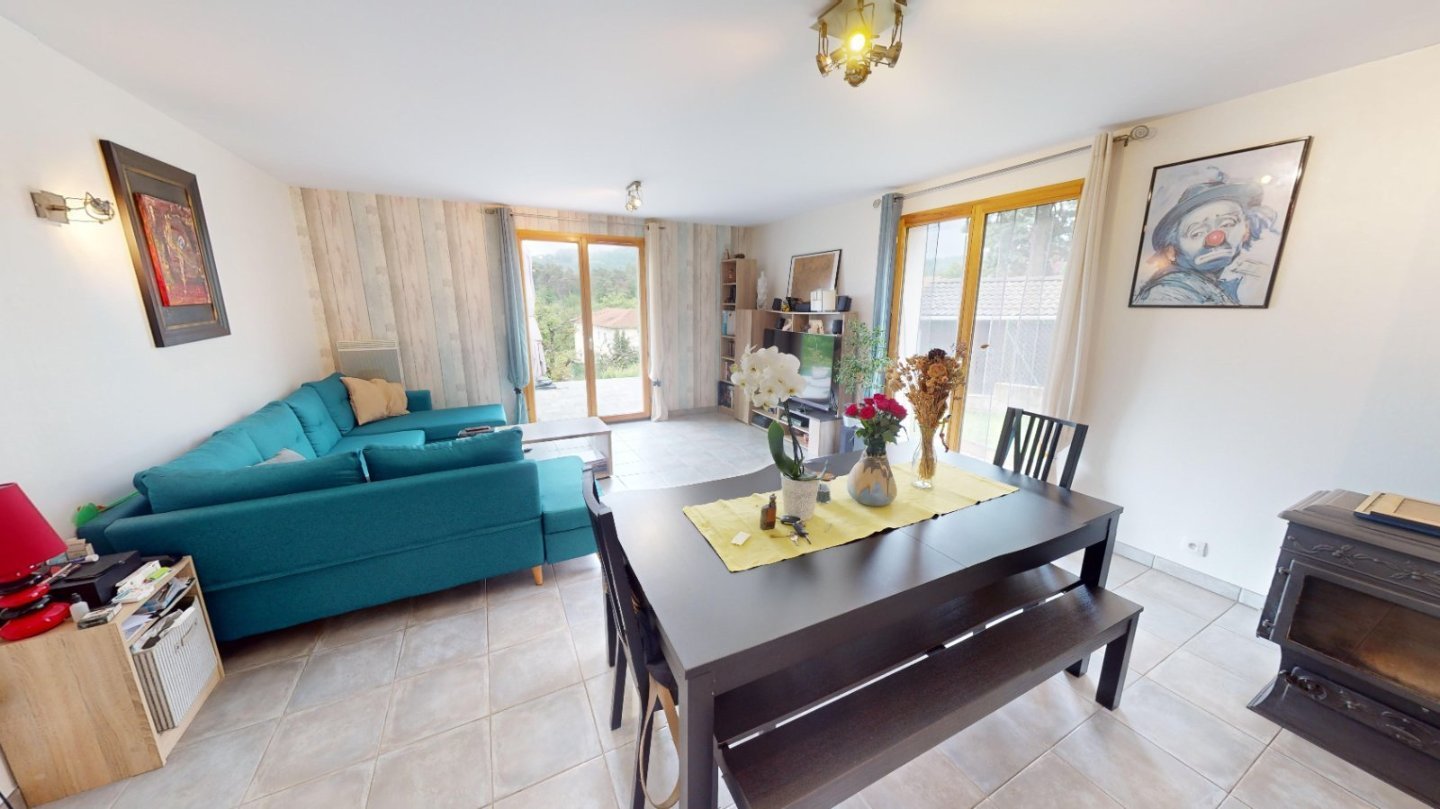 MAISON - CHAMBLES - 92 m2 - 246 000 &euro;