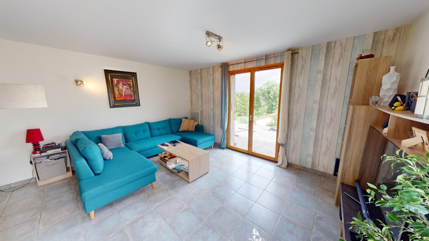 MAISON - CHAMBLES - 92 m2 - 246 000 &euro;