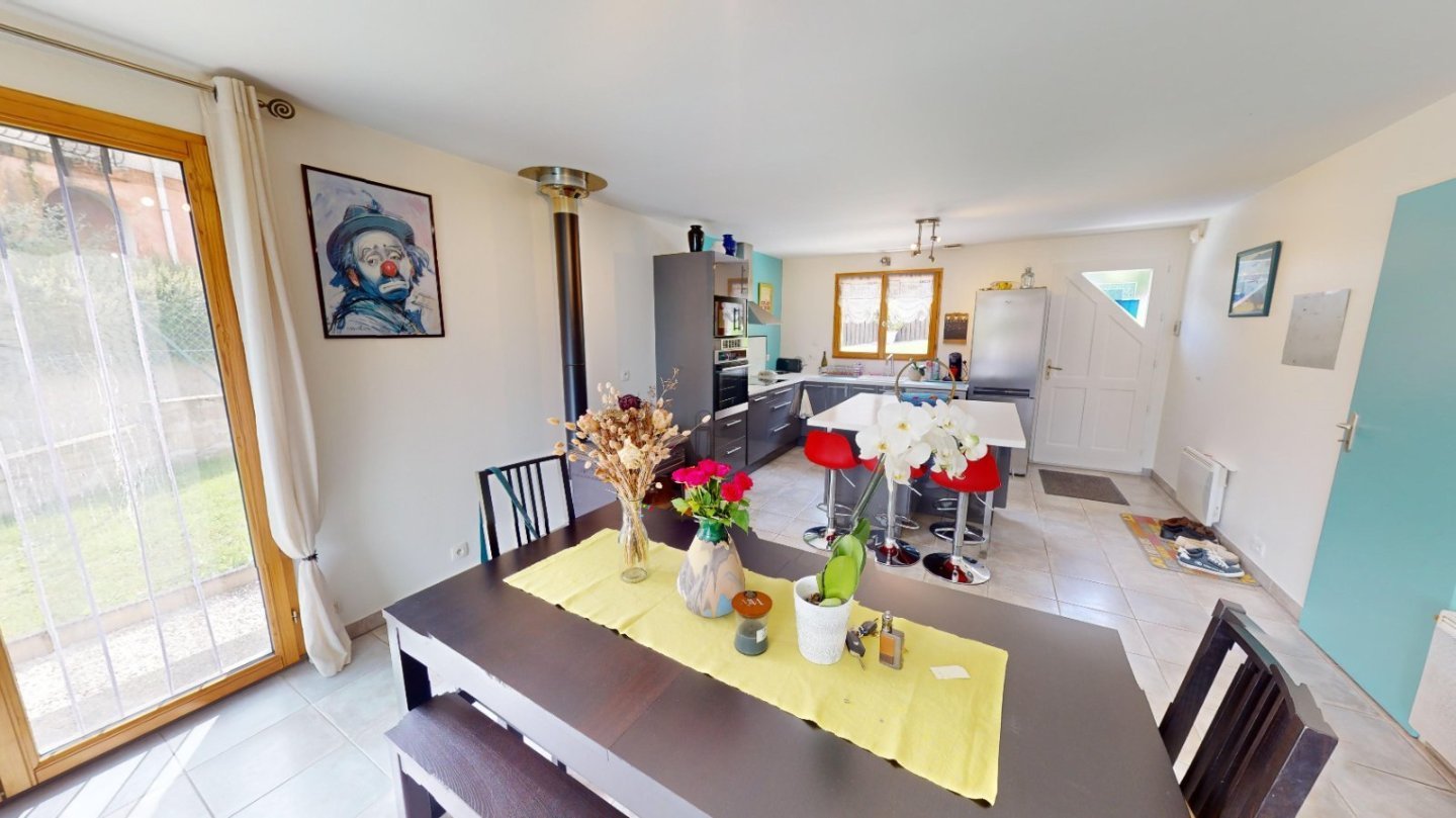 MAISON - CHAMBLES - 92 m2 - VENDU