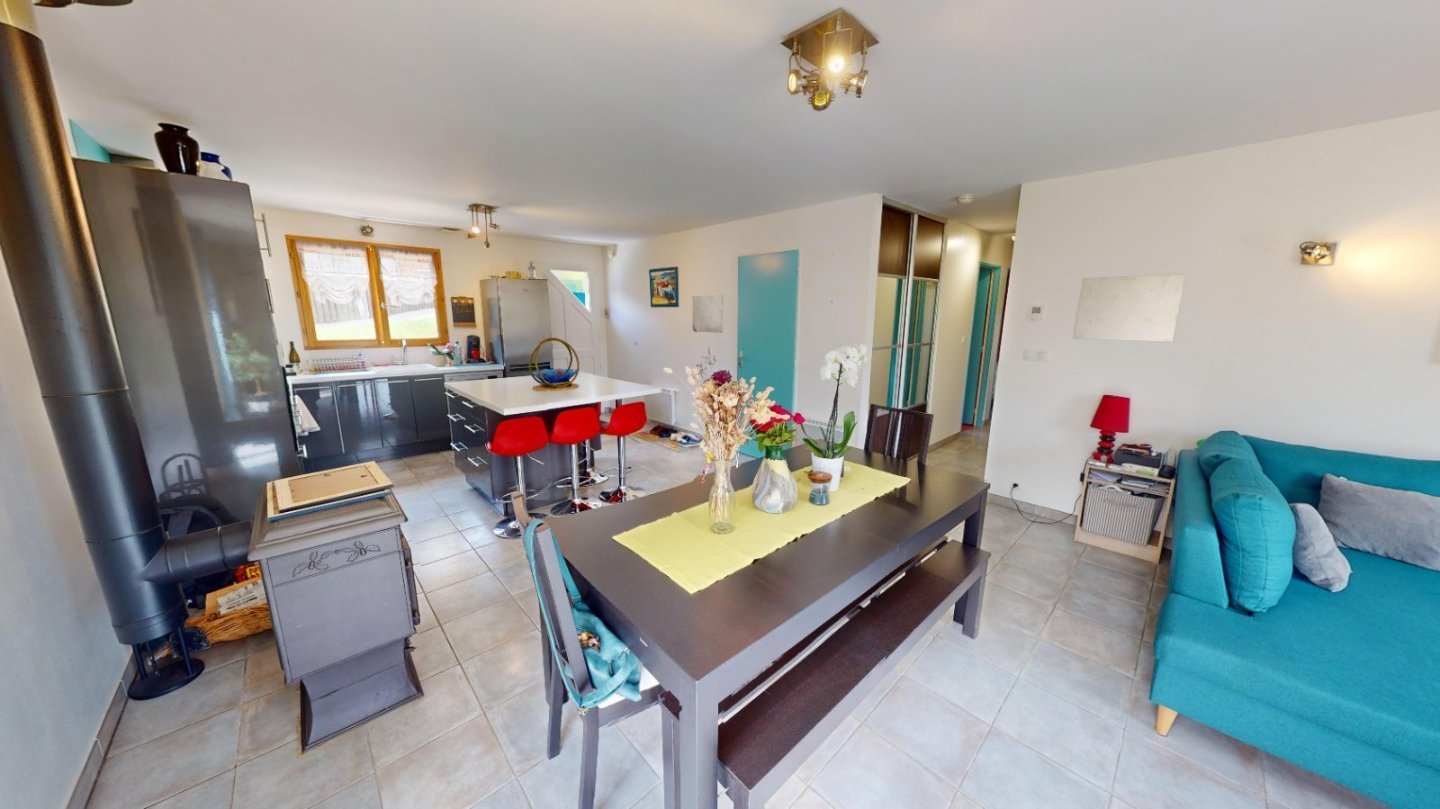 MAISON - CHAMBLES - 92 m2 - VENDU