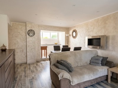 MAISON DE VILLE A VENDRE - GENILAC - 90 m2 - 146 000 €