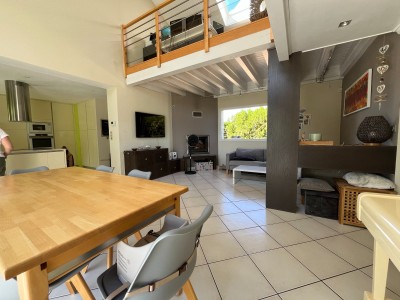 MAISON A VENDRE - L HOPITAL LE GRAND - 208.66 m2 - 439 000 €