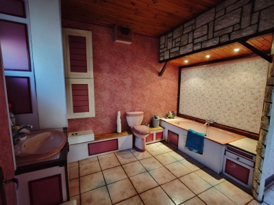 Maison de ville A VENDRE - L HORME - 119 m2 - 155000€