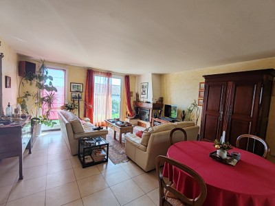 MAISON A VENDRE - LA GRAND CROIX - 90 m2 - 297 000 €