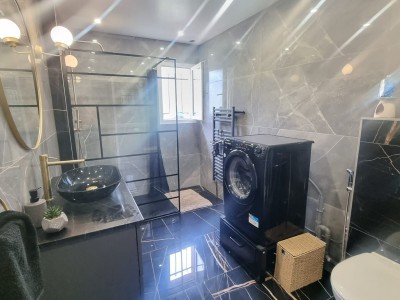 Maison sur sous-sol de 93m,terrain 1248m,secteur rsidentiel