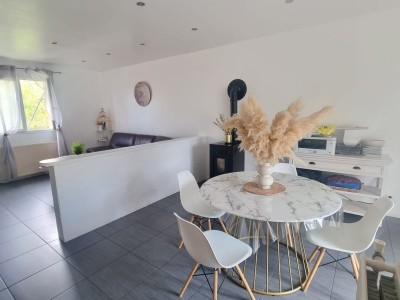 Maison sur sous-sol de 93m,terrain 1248m,secteur rsidentiel