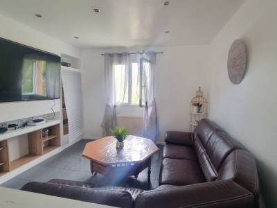 Maison sur sous-sol de 93m,terrain 1248m,secteur rsidentiel