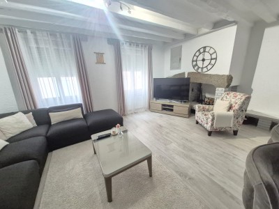 MAISON - LA RICAMARIE - 230 m2 - 210000€